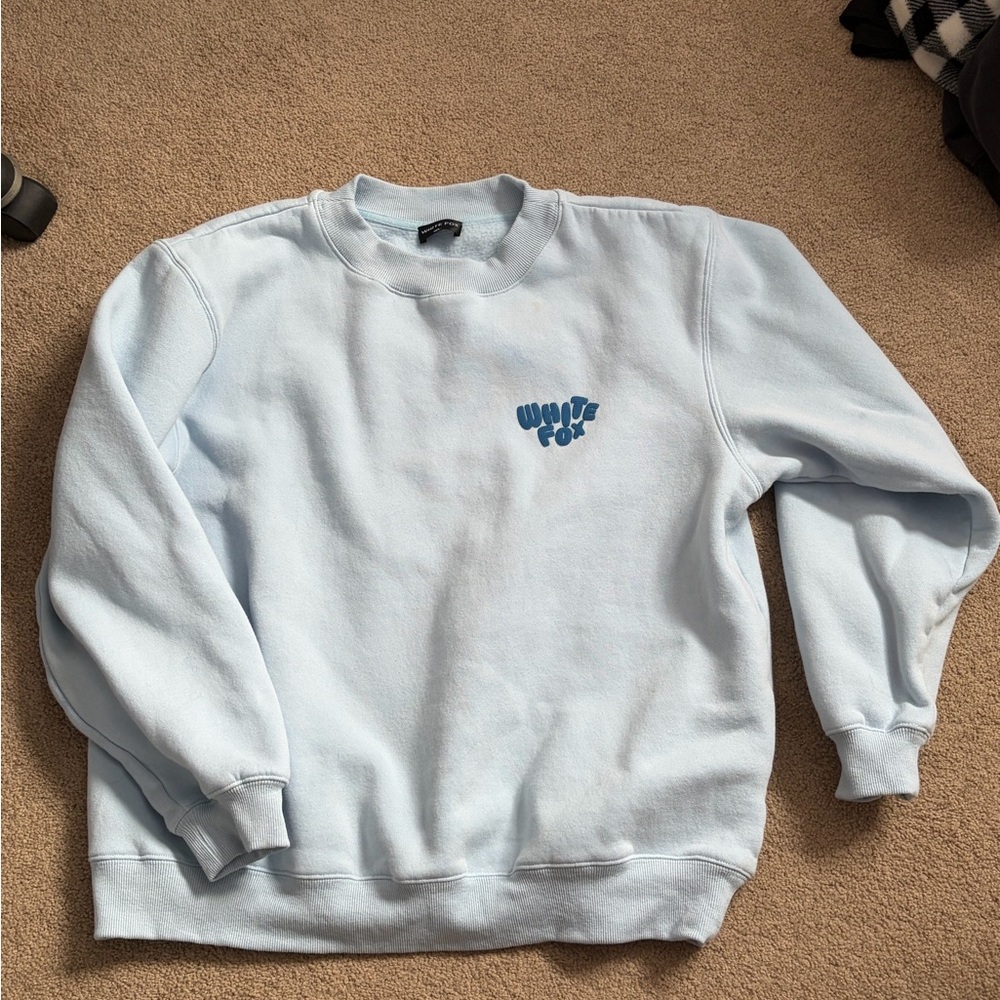 White fox M/L sweater